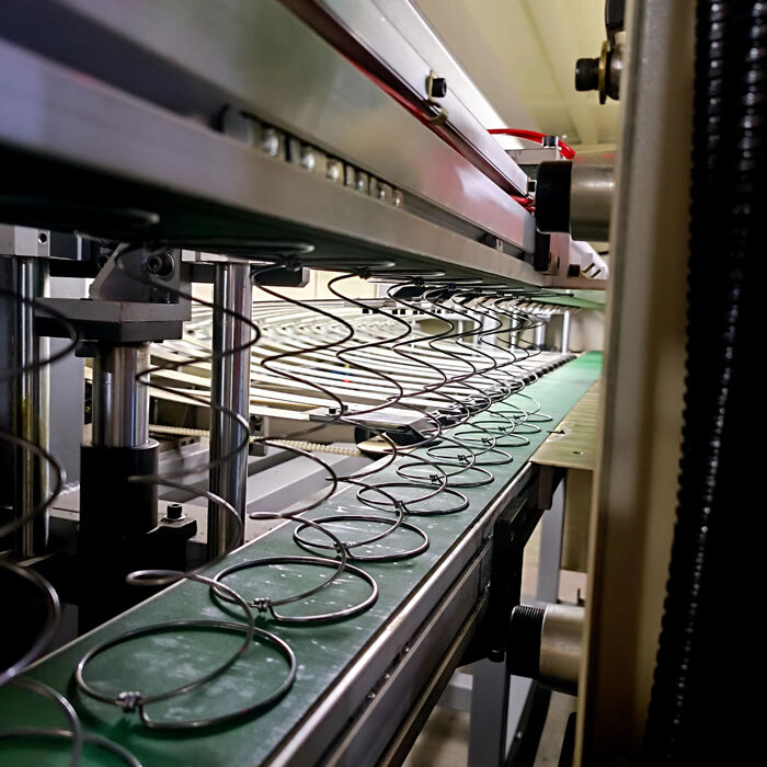 1.3-1.6mm 와이어 직경 매트리스 라인 보넬 스프링과 4-7 회전 구부러기