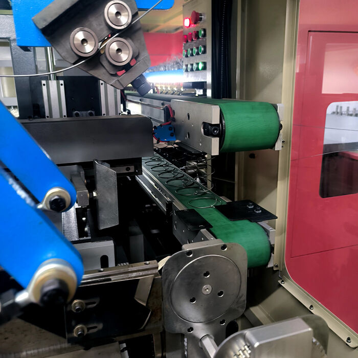 용량 60-90 시트 8시간 매트리스 생산 라인 총 전력 약 35 KVA 고출력 매트리스 제작 장비